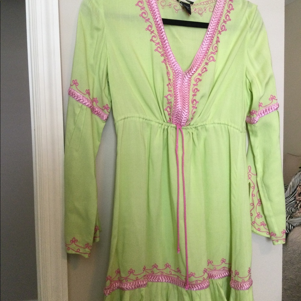 CLOSET BLOWOUT! MOST $5 $7 $10 $12 Moda International dress or beach coverup